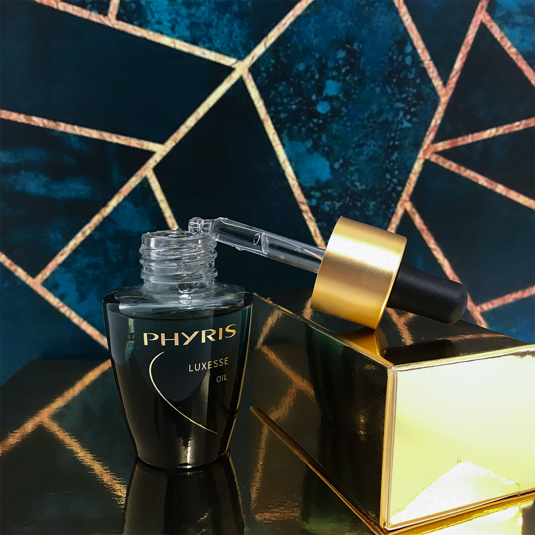 LUXESSE Oil